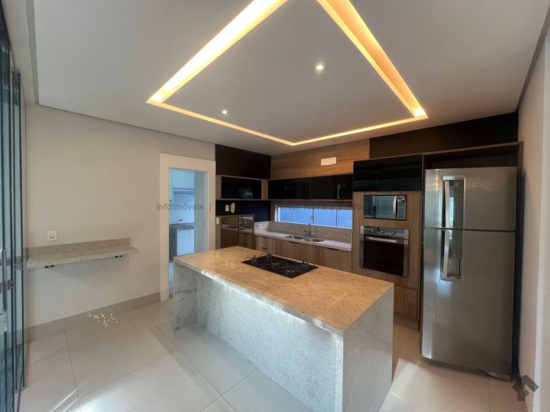Sobrado de esquina — Damha II, Campo Grande MS