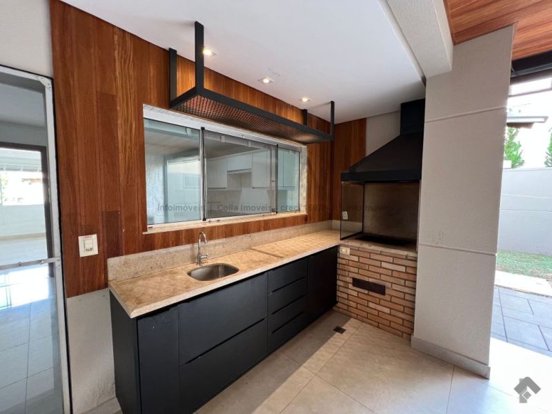 Sobrado em condomínio — Jardim Veraneio, Campo Grande MS