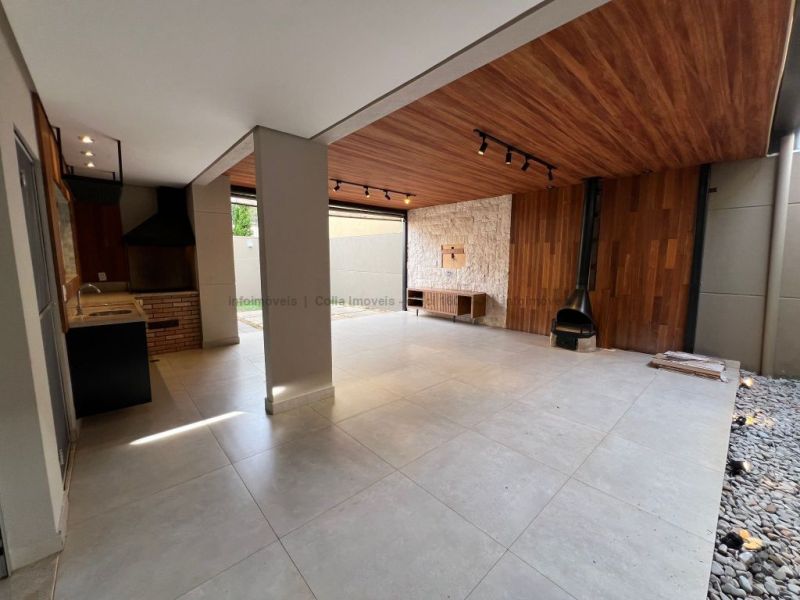 Sobrado em condomínio — Jardim Veraneio, Campo Grande MS