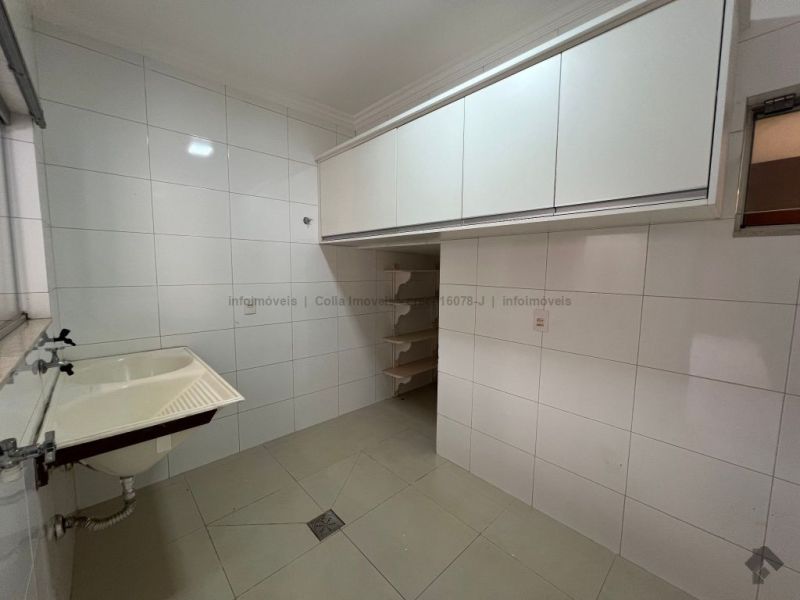 Sobrado em condomínio — Jardim Veraneio, Campo Grande MS
