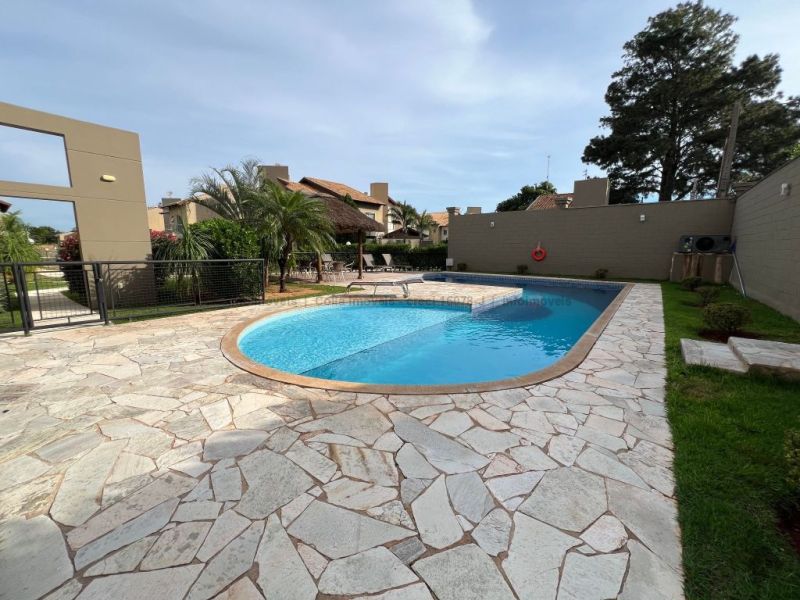 Sobrado em condomínio — Jardim Veraneio, Campo Grande MS